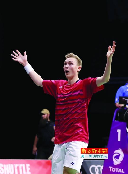 德国队险胜马来西亚队，安赛龙扛起全队